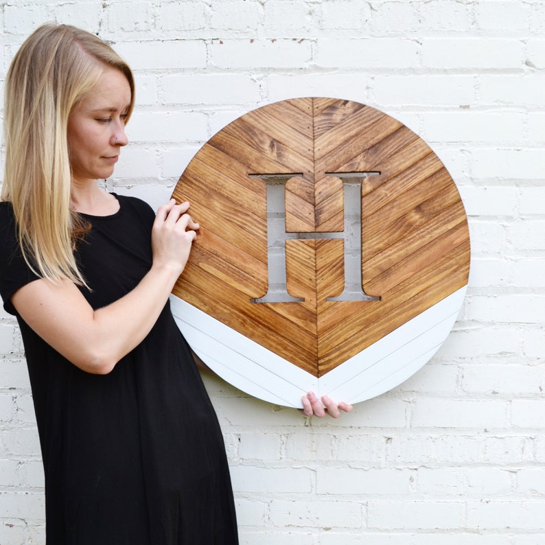 Monogram Round - Chevron - Wood Wall Hanging, Personalize Monogram, Modern Wall Decor, Wedding Gift, Gift for Mom, Anniversary, New Home