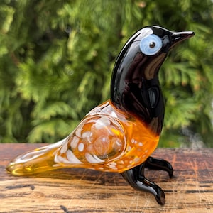 Yellow Glass Bird Figurine – Blown Murano Style Bird Sculpture – Handmade Art Glass Animal – Collectible Bird Figurine – Small Glass Gift