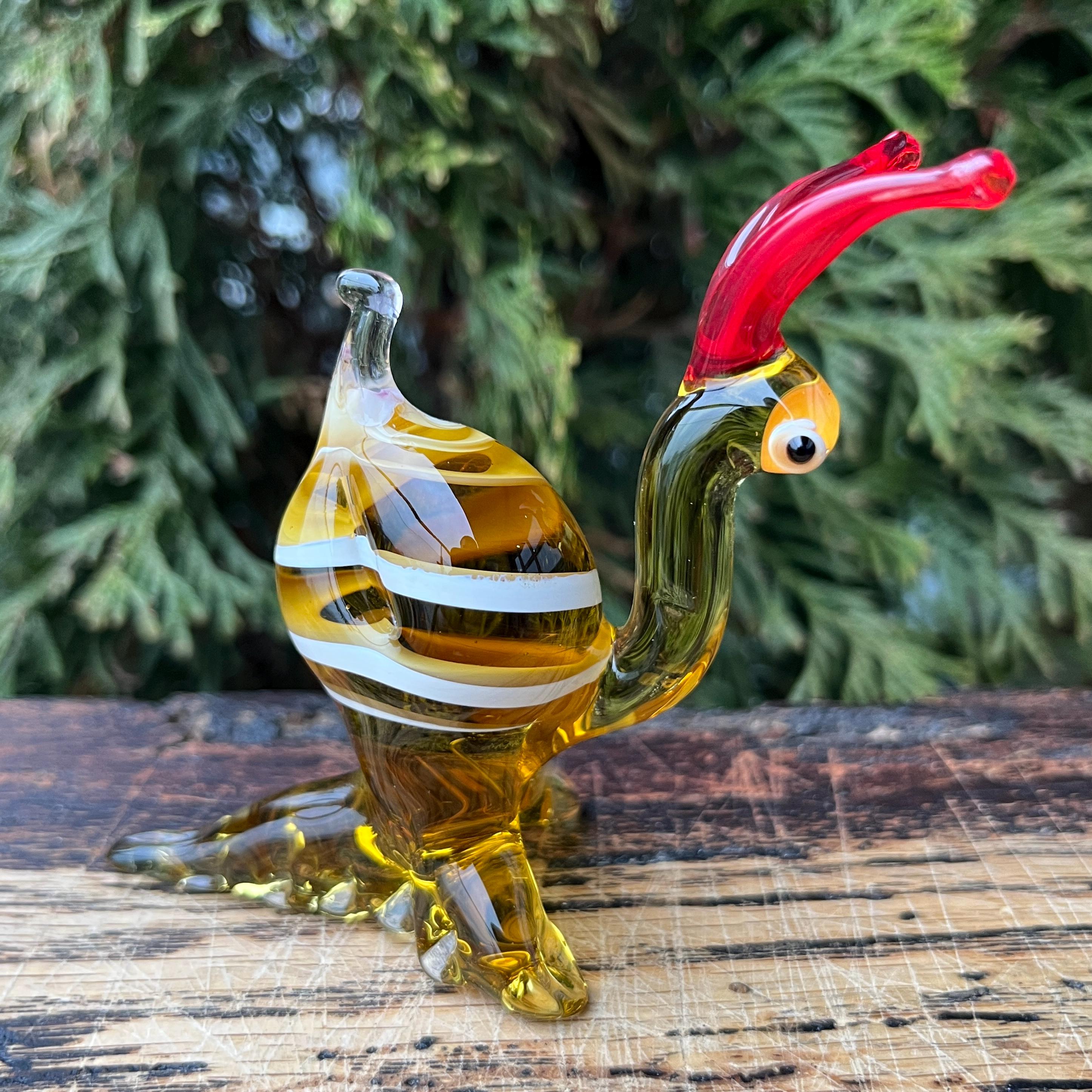 黄色のガラス製カタツムリの置物、ミニチュア手吹きガラスアート動物