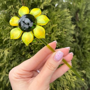 Glass Sunflower Figurine, Hand Blown Sunflower Flower, Murano Style Glass Plant Stake, Floral Decor, Gift for Her