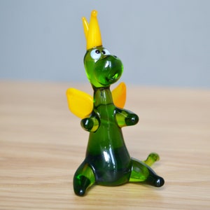 Grünen Glasdrachenfiguren Drachenliebhaber Geschenkideen Skulptur Miniatur Handwerker Glasdrachen Murano Briefbeschwerer Dekoration Glasarbeit Flamme