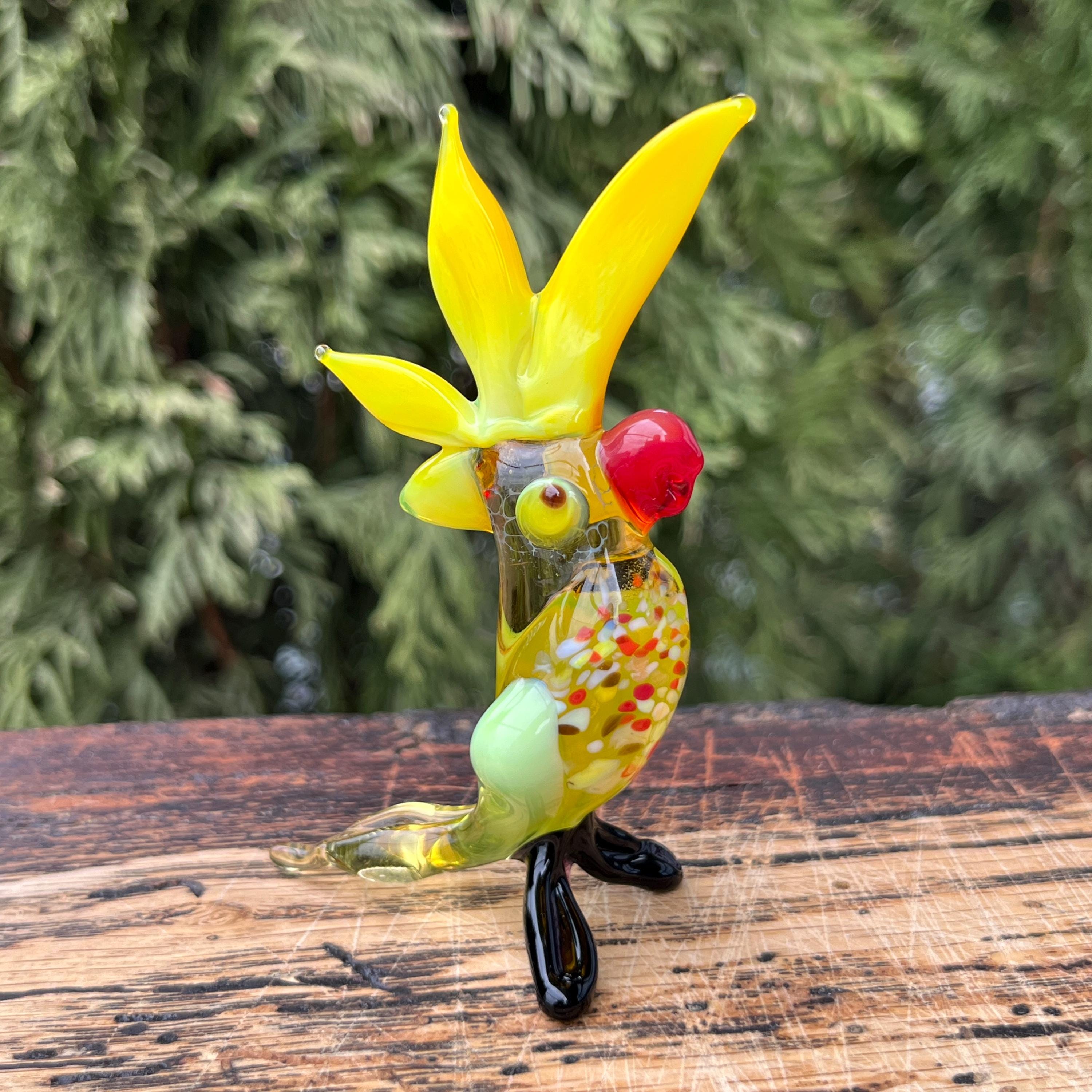ガラスの置物　オウム　鳥 黄色いオウムのガラスの置物 - 手吹きガラスの鳥 - オウムの彫刻