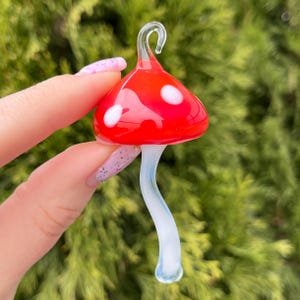 Glass Fly Agaric Mushroom Figurine – Blown Glass Mushroom Miniature – Red Mushroom Sculpture – Murano Style Glass Decor – Small Gift Idea