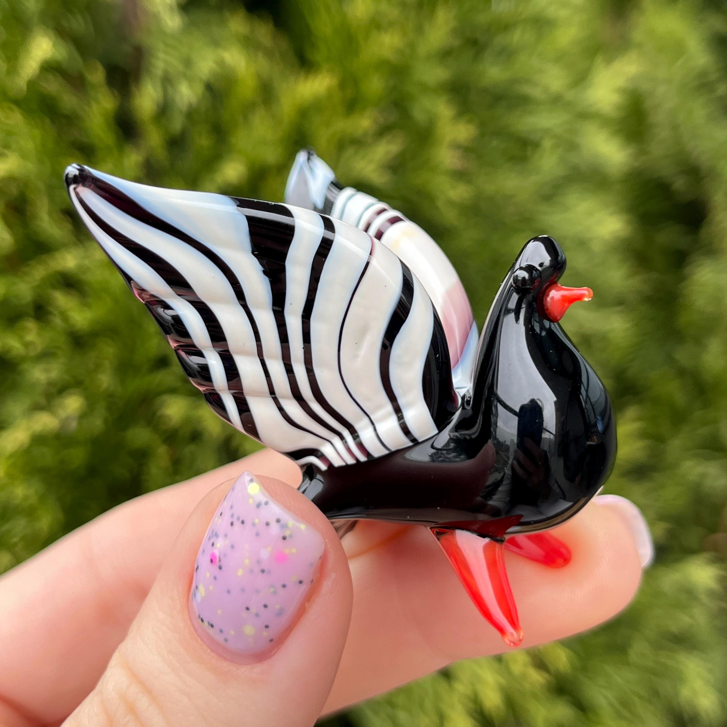 手吹きガラスの鳩の置物：ムラーノスタイルの鳥の彫刻 - Etsy 日本