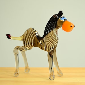 Blown Glass Zebra Figurine – Art Glass Zebra Sculpture – Murano Style Animal Paperweight – Miniature Zebra Decor – Unique Zebra Gift for Mom
