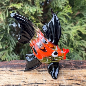 Red Glass Fish Figurine – Hand Blown Murano Style Fish – Art Glass Fish Sculpture – Ocean Collectible – Fish Lover Gift