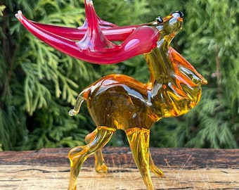 ガラスの鹿、吹きガラスの鹿の置物、ガラスの鹿の飾り、ガラスの鹿の