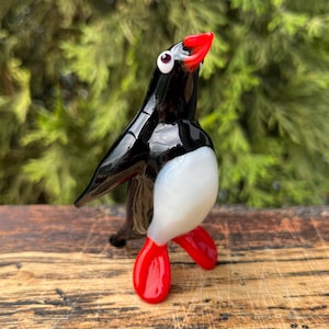 Figura de pingüino de cristal soplado, pingüino negro, animales, miniatura de cristal, pingüino de Murano, animales coleccionables, pequeño pájaro, figura de regalo, escultura