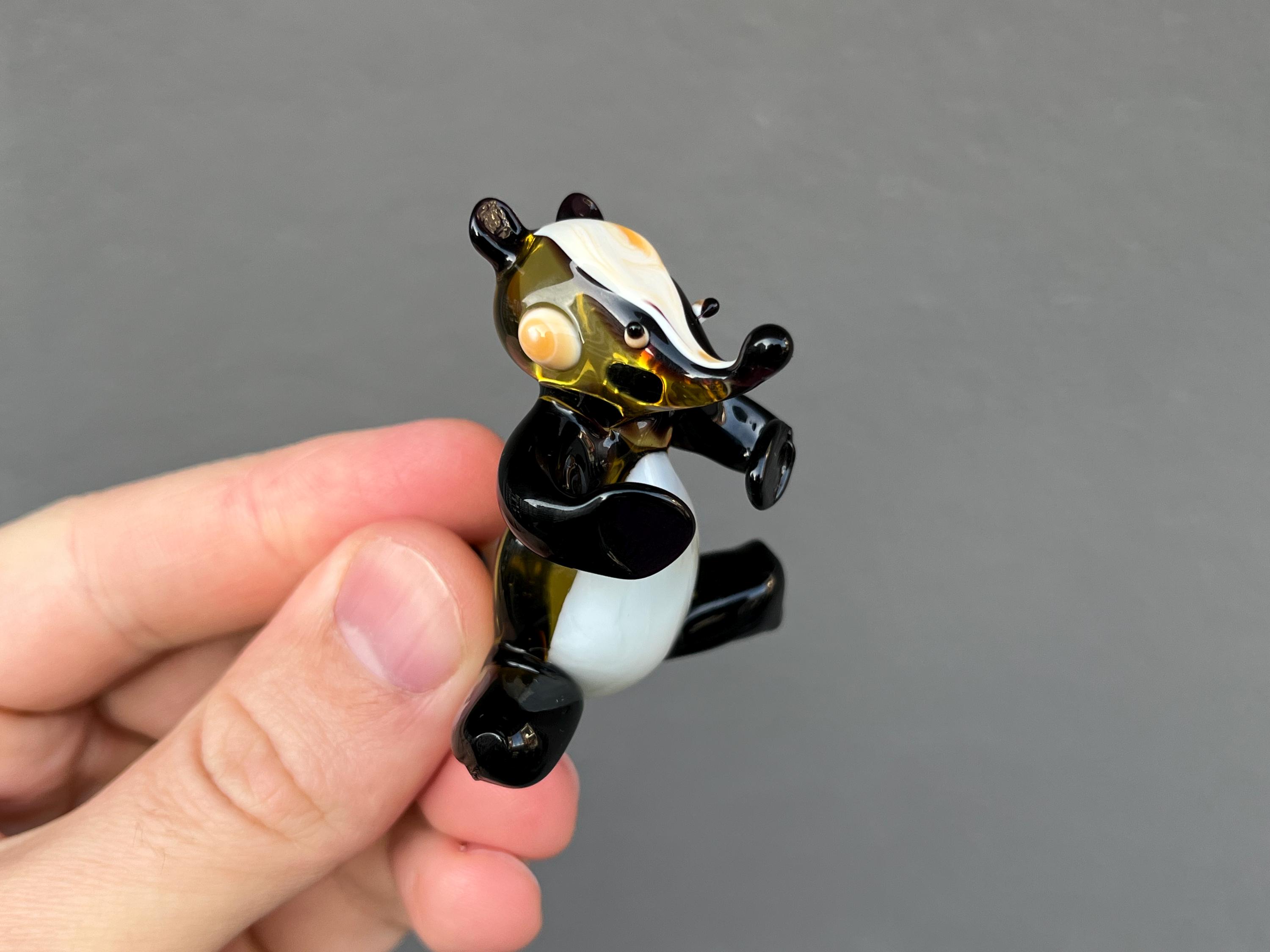 ガラスのアナグマの置物、手吹きムラーノスタイルの彫刻 - Etsy 日本