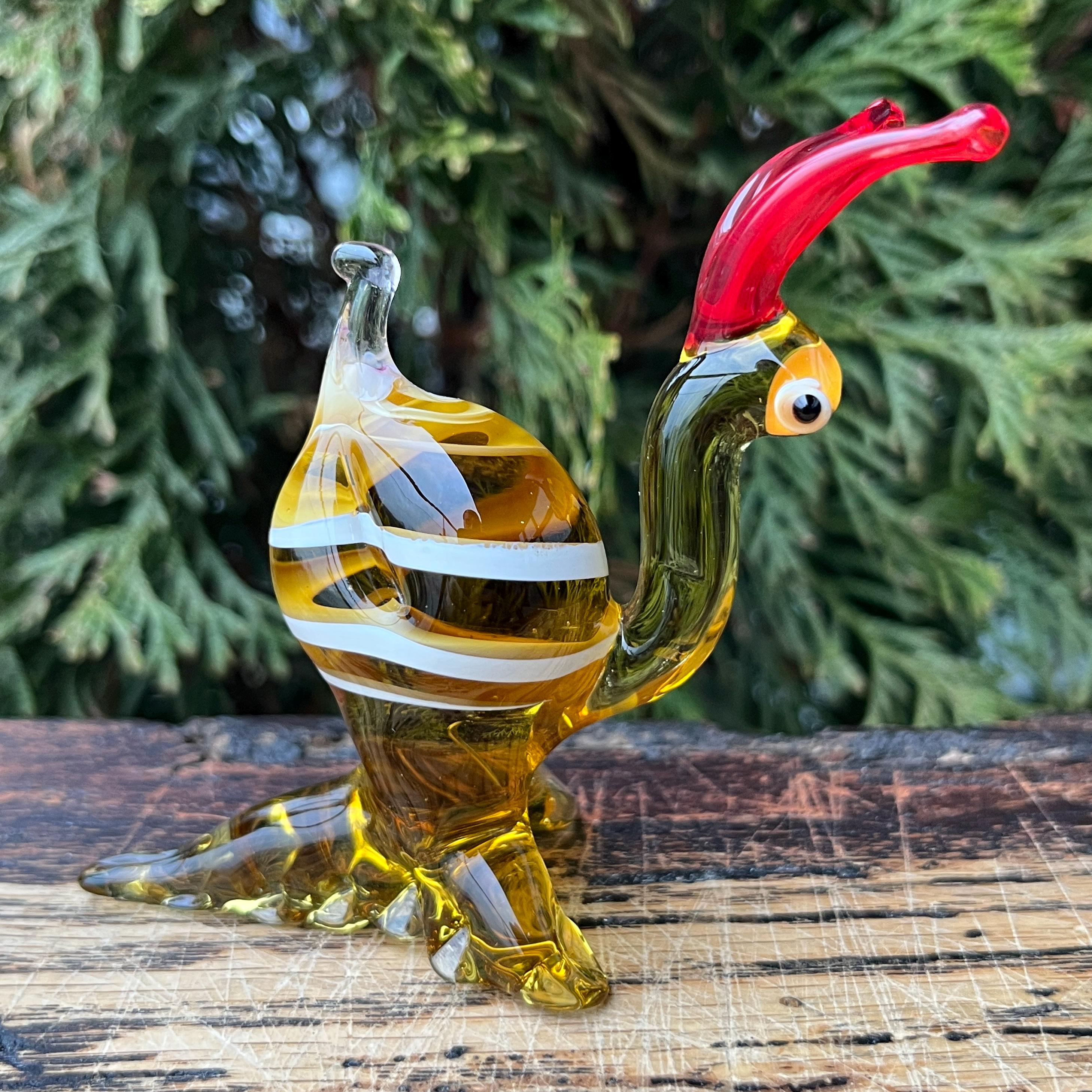 黄色のガラス製カタツムリの置物、ミニチュア手吹きガラスアート動物