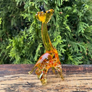 Gelbe Glas Giraffenfigur – Geblasene Tierskulptur – Miniatur Murano Giraffe – Winzige Glastiere – Sammler Kunst Glas Giraffe Geschenk