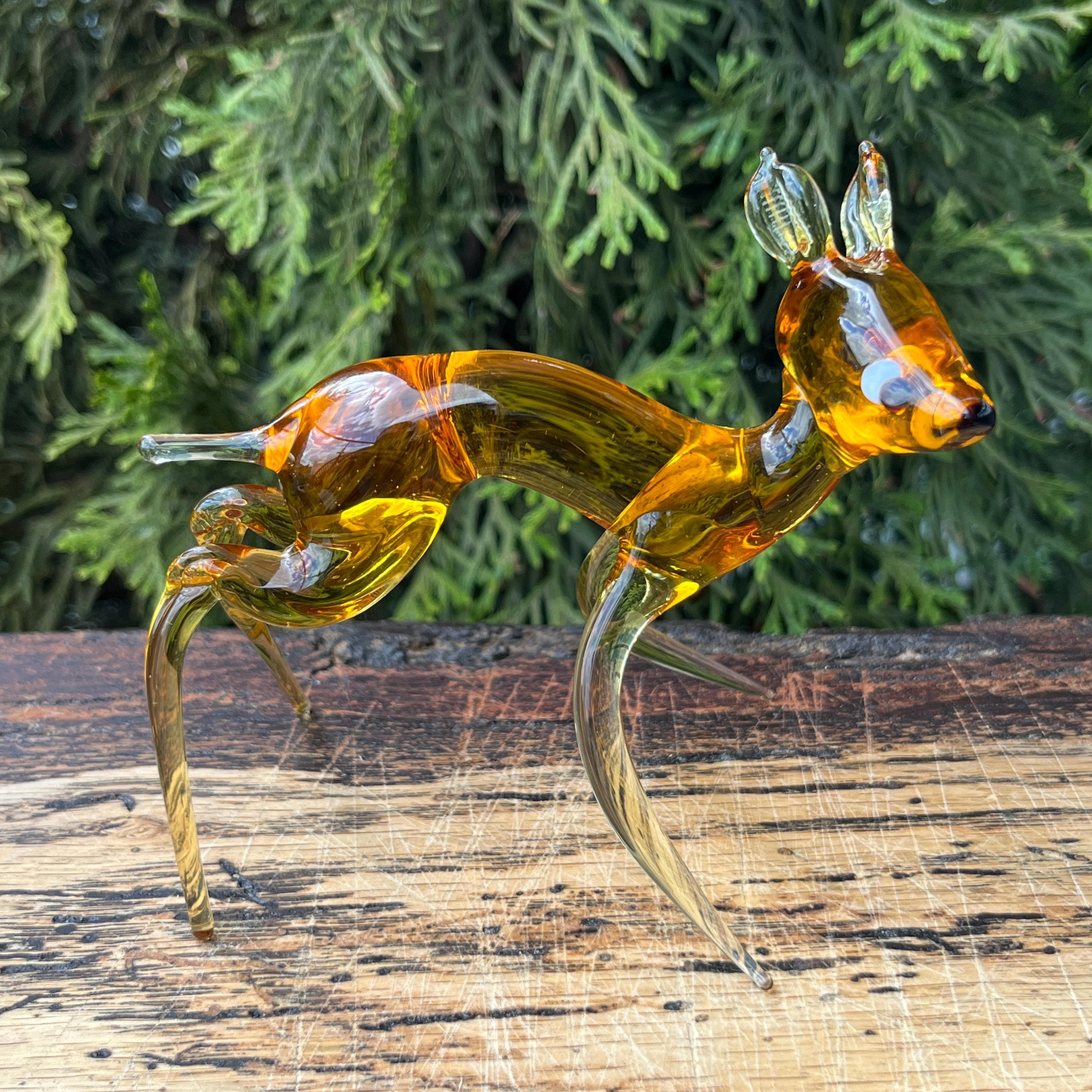 黄色のガラスの鹿の置物 - ガラスの鹿の彫刻 - 手作りのムラーノ