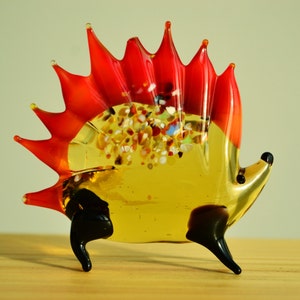 Handmade Glass Porcupine Figurine - Unique Blown Glass Animal Sculpture - Collectible Art Glass Porcupine Ornament - Wildlife Decor