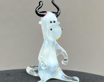 牛の動物が描かれた手作りガラス、アートガラス、吹きガラス、ガラス