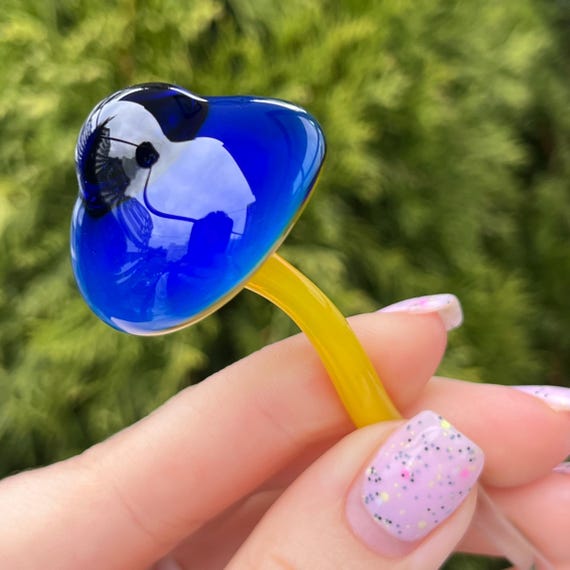 Blue Glass Mushroom Figurine – Hand Blown Art Glass Toadstool – 5.5 Inch Plant & Fairy Garden Decor – Mushroom Lover Gift