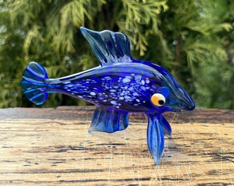 青いガラスの魚の置物、ミニチュア手吹きアートガラス - Etsy 日本