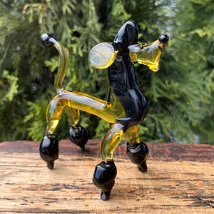 Black Glass Poodle Figurine – Miniature Murano Style Dog Sculpture – Blown Glass Poodle Collectible – Cute Gift for Dog Lovers – Animal Gift