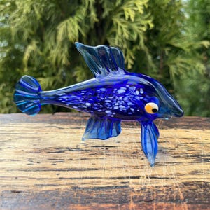 Figura de pez de cristal, escultura de pez de cristal azul, pez de cristal artístico en miniatura, figura de pez de cristal de Murano, animalito de cristal, regalo para amantes de los peces