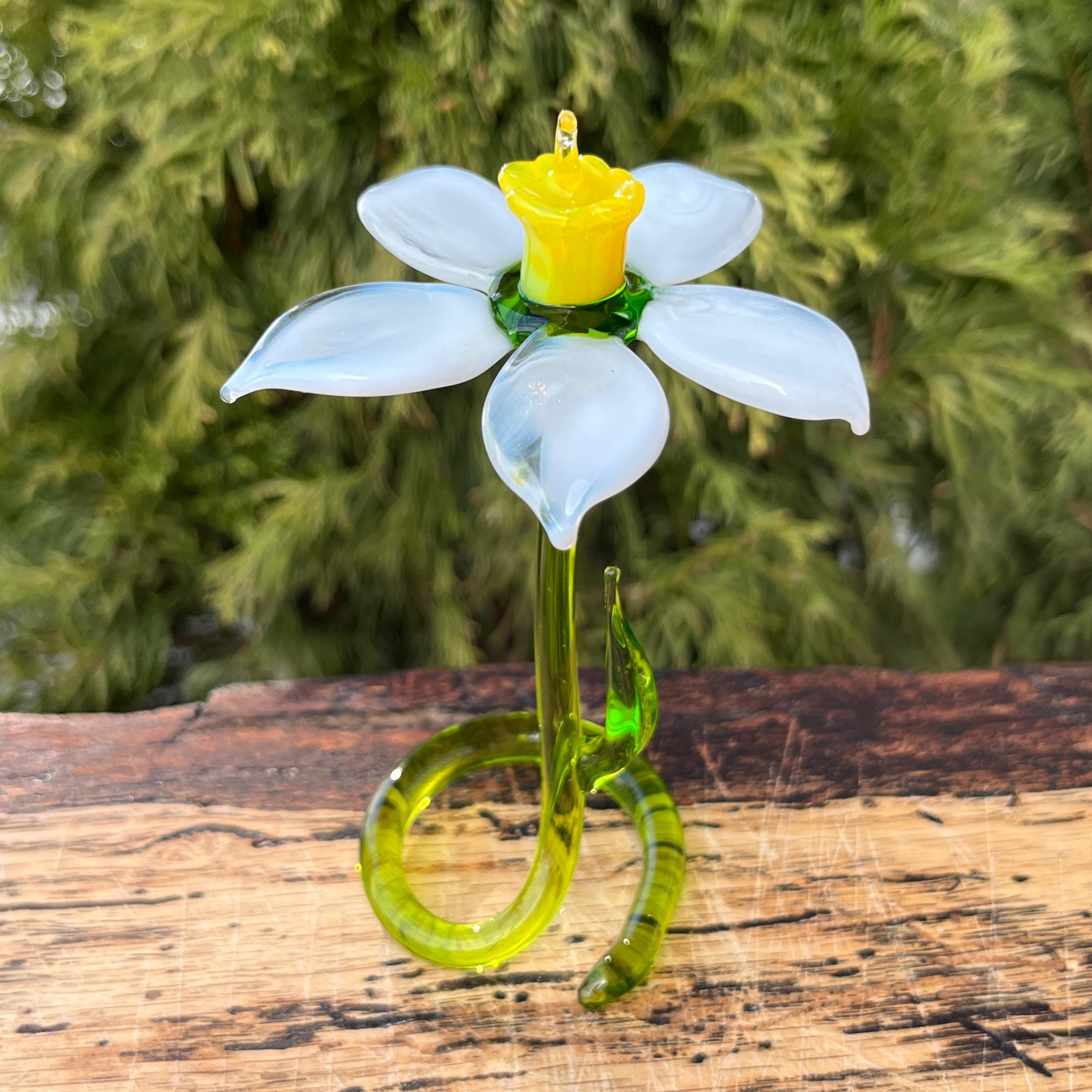 首長の水刺し　58cm　置物　花瓶　透明な緑色 フラワーベース 花瓶 一輪挿し アクリル フラワー型 イラスト だまし絵