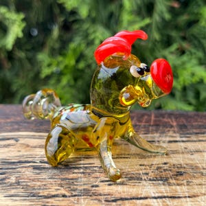 Yellow Glass Pig Figurine – Blown Glass Wild Boar Sculpture – Handcrafted Boar Figure – Unique Pig Art Statue – Gift for Pig Lovers