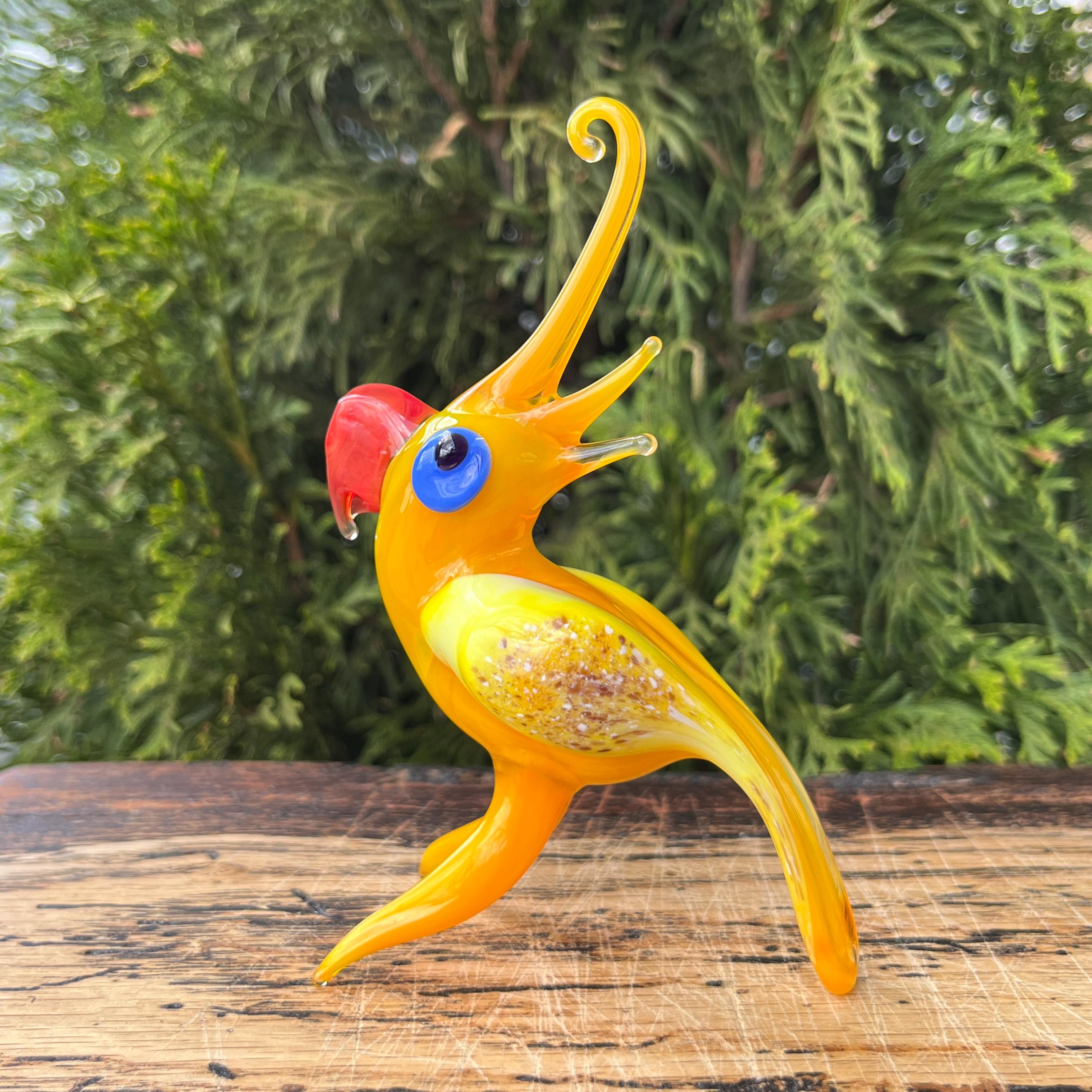 ガラスの置物　オウム　鳥 黄色のガラス製オウムの置物 - 手作りのムラーノスタイルの鳥