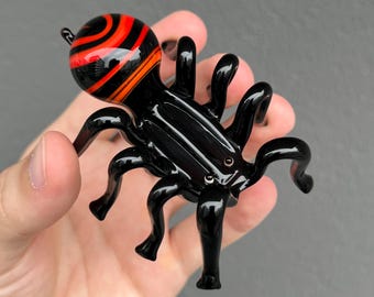 Black Glass Spider Figurine – Hand Blown Murano Style Spider Sculpture – Gothic Decor – Halloween Spider Gift