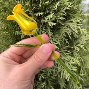 Yellow Glass Rose Figurine – Blown Glass Flower Sculpture – Miniature Murano Rose – Garden Decor – Tiny Art Glass Flower Ornament