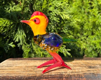 Figura de gallina de cristal – Escultura de gallina de cristal soplado a mano – Animal de granja coleccionable – Decoración de cocina rústica – Regalo para amantes de las gallinas
