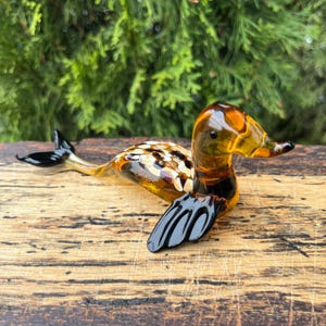 Glass Seal Figurine – Blown Glass Sea Animal Sculpture – Miniature Art Glass Seal – Ocean Decor Collectible – Gift for Marine Life Lovers
