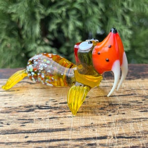 Yellow Glass Walrus Figurine – Blown Art Glass Animal Sculpture – Miniature Murano Style Walrus – Sea Life Decoration – Unique Gift Idea