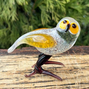 Blown Glass Owl Figurine – Handcrafted Art Glass Bird – Murano Style Owl Sculpture – Owl Collectible – Unique Animal Gift – Owl Home Decor