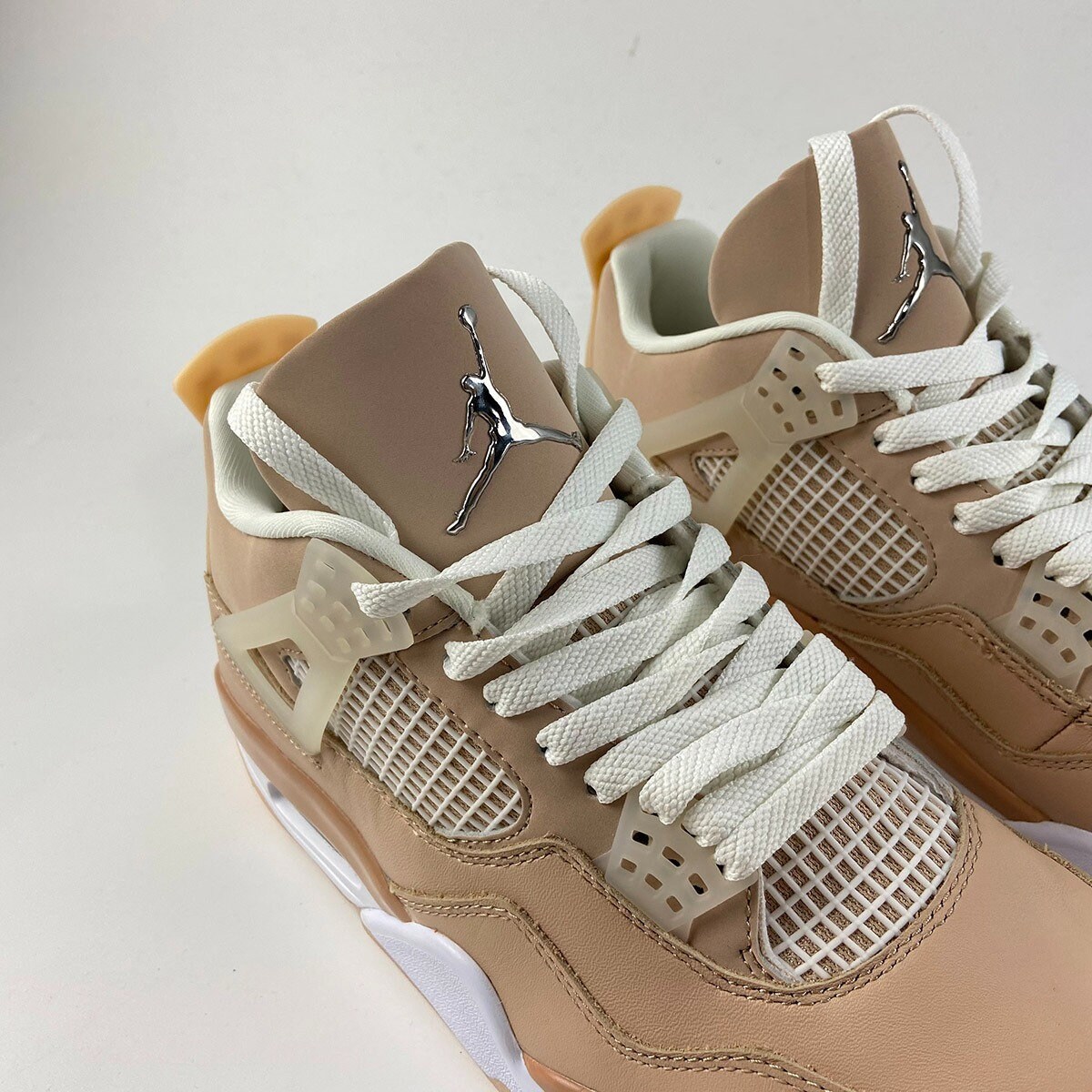 bronze eclipse jordan 4