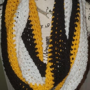 Szalik Infinity inspirowany drużyną Pittsburgh Steelers