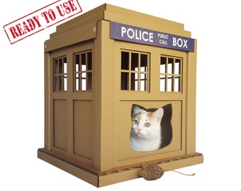 Maison pour chat en carton Dr. Who Tardis - Prête à l'emploi