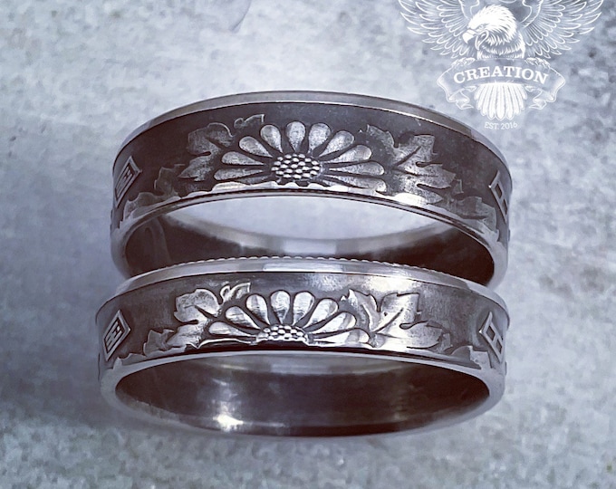 Japanese 50 Yen Coin Ring Japan Anime Coinring with chrysanthemum flowers Pinky ring Jewlery