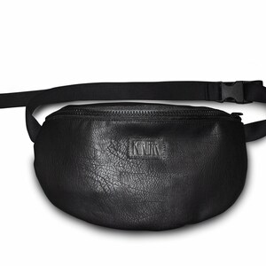 fanny pack Lanyard Pouch NavyArrow adjustable crossbody lanyard and over the shoulder 4-way Hip Sling