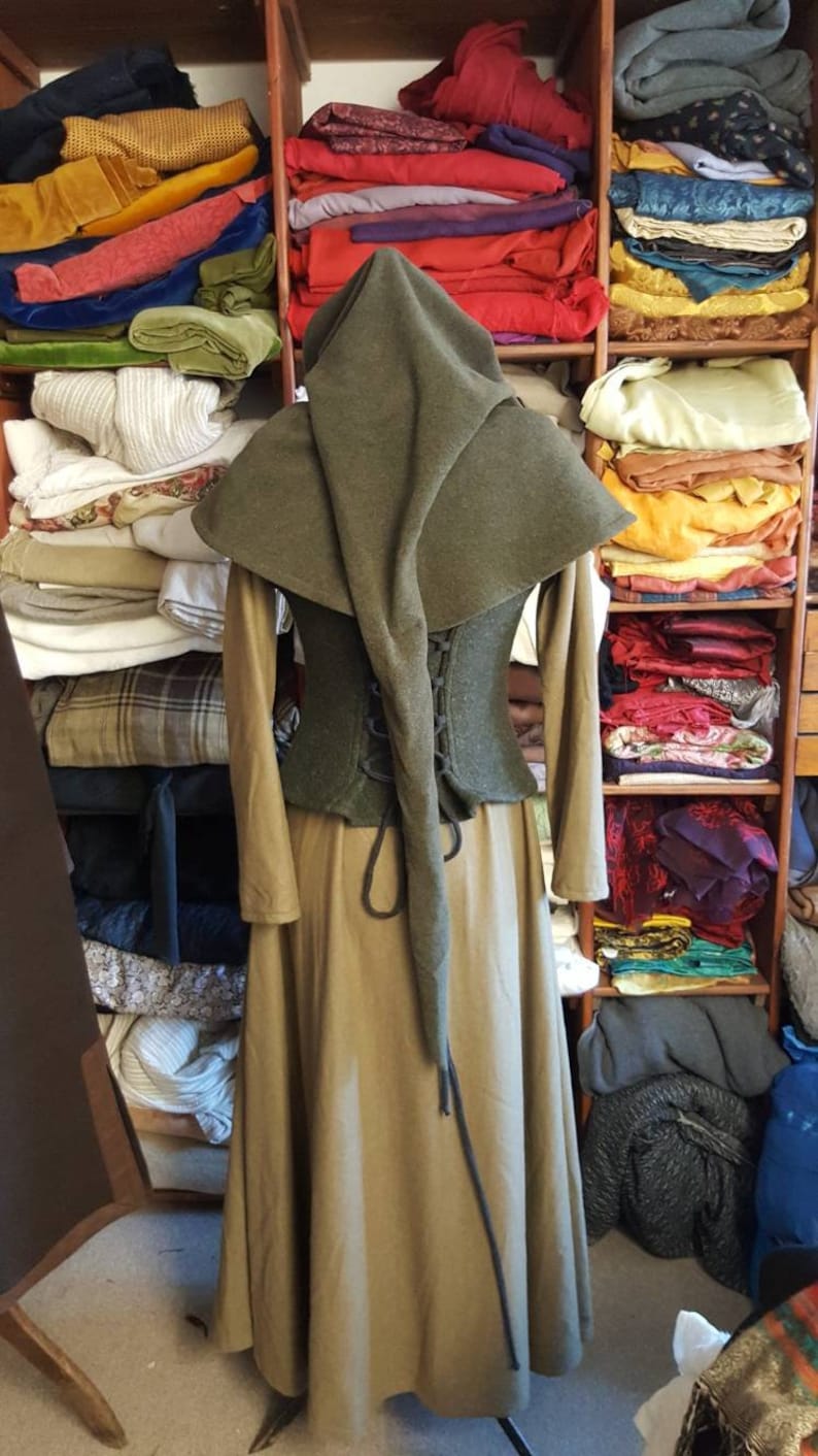 hooded collar fantasy gugel olive headgear medieval larp man medieval woman Gugel green