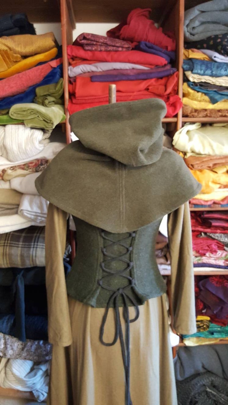 hooded collar fantasy gugel olive headgear medieval larp man medieval woman Gugel green