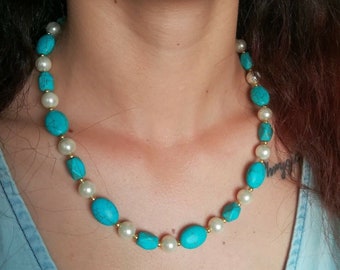 High quality Turquoise and Freshwater Pearl Necklace, Women's Necklace in Natural Stones, Statement Necklace with Freshwater Pearls and Gold Beads