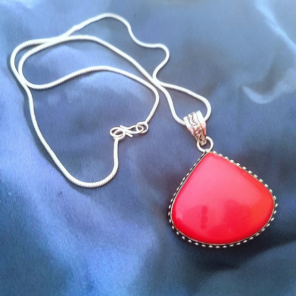 Collier pendentif en corail rouge sarde, pendentif goutte géométrique de corail naturel et argent 925, bijoux en corail, collier en argent 925