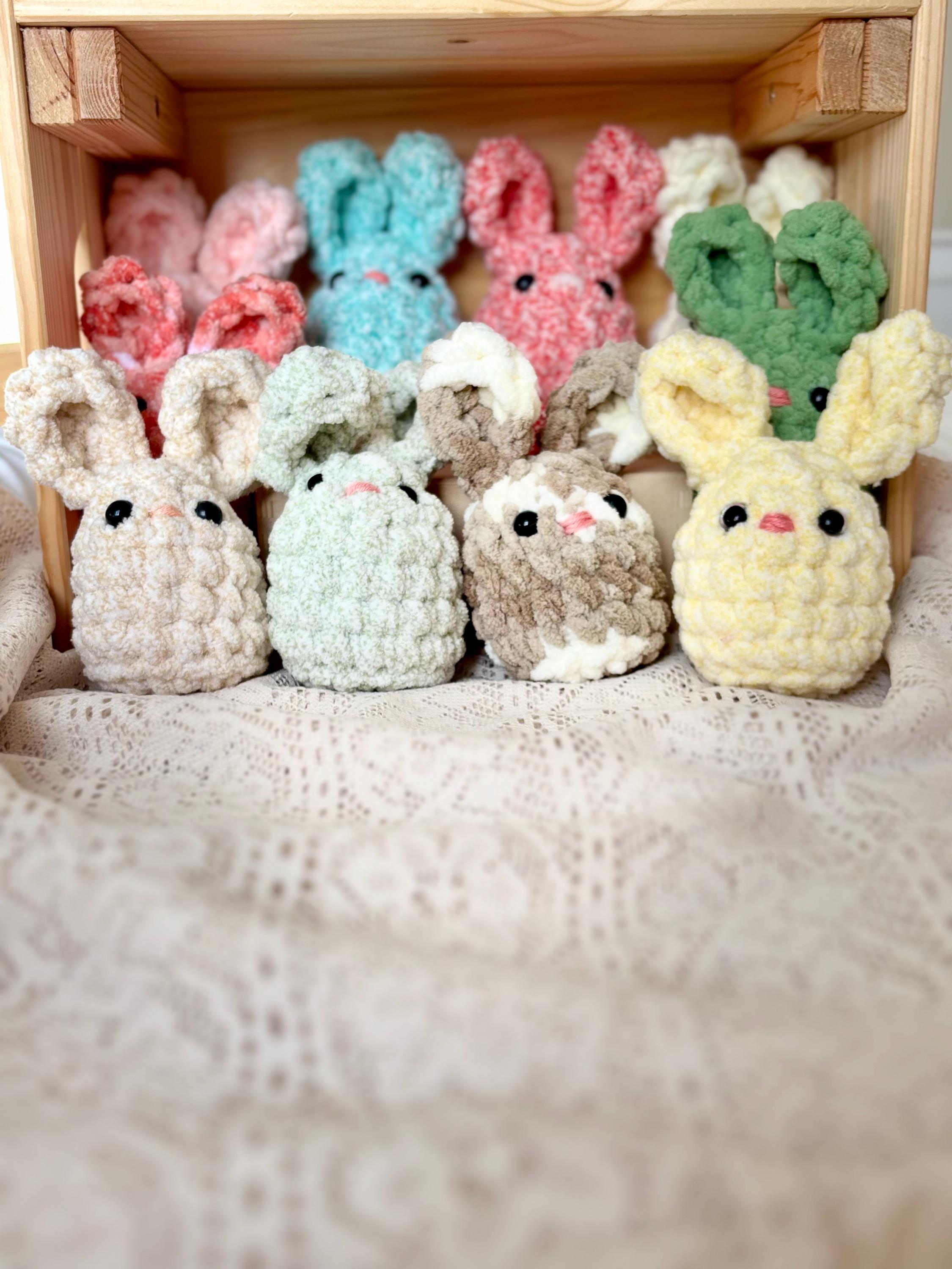 Crochet Chunky Bunny Rabbit | Jars in Bloom