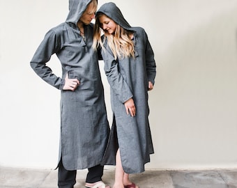 Unisex Kaftan mit Kapuze aus Baumwolle in Grau und Blau