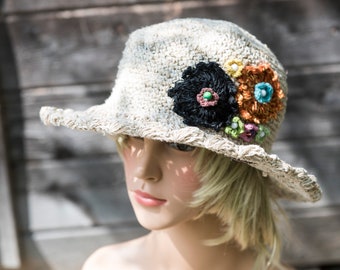 Hat "Summer meadow" with flowers, made of hemp and cotton with deformable brim in natural dye, natural, crocheted