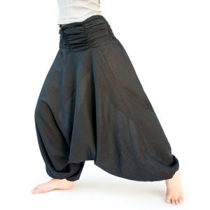 Harem pants made of cotton, ruffled waistband, unisex in gray Schwarz