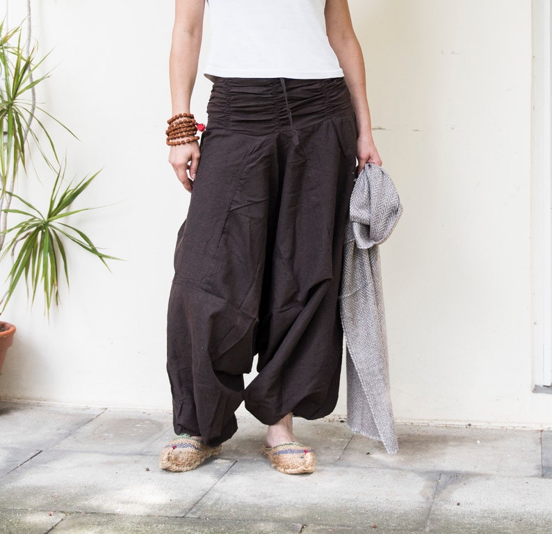 Harem pants made of cotton, ruffled waistband, unisex in gray Mocca ohne Taschen