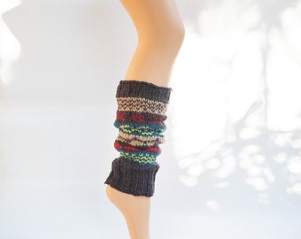 Black colorful leg warmers made of sheep's wool lined with fleece, patterned, aubergine