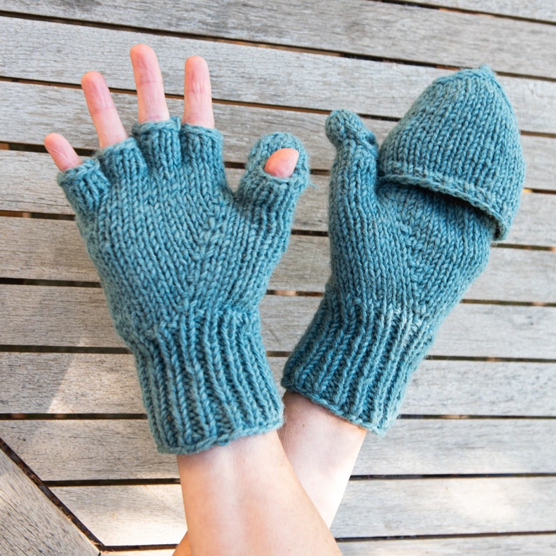 Fingerlose Handschuhe mit Kappe, Blau, Petrol, Grau Bild 10