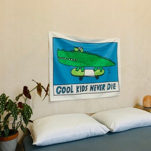 Cool Kids Never Die Tapestry Wall Hanging Skater Decor Skates Funny ...