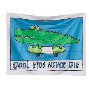Cool Kids Never Die Tapestry Wall Hanging Skater Decor Skates Funny ...
