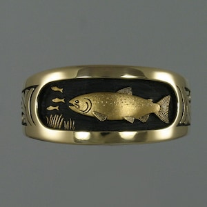 Mens 14kt gold Chinook Salmon Wedding Band with Shank - Wildlife Sculptures in Gold by Frank McCubbins